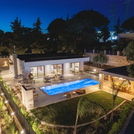 Emerald Estate Villa *