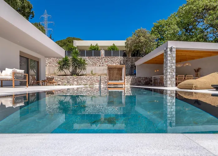 Villa Emerald & Ruby Asgourou