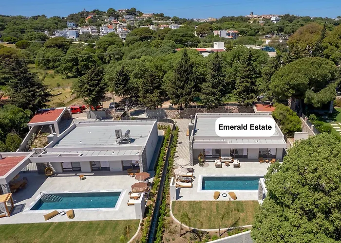 Villa Emerald & Ruby