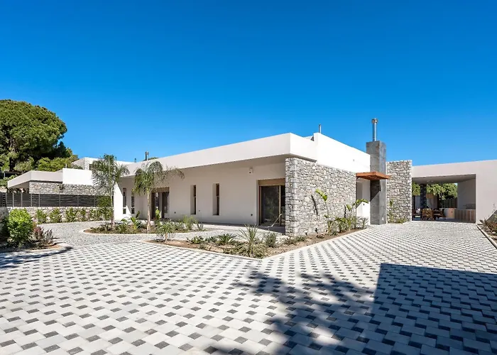 Villa Emerald & Ruby *