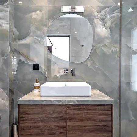 Emerald Estate Asgourou