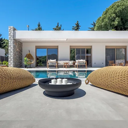 Emerald & Ruby Villas فيلة