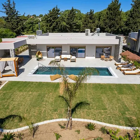 Emerald & Ruby Villa *