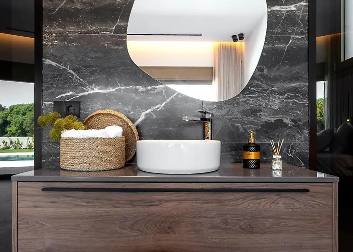 Emerald & Ruby ヴィラ *