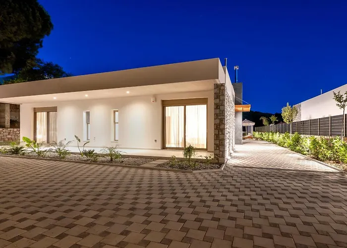 Emerald & Ruby Villas