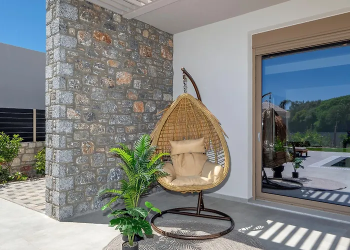 Emerald & Ruby Villas فيلة Asgourou