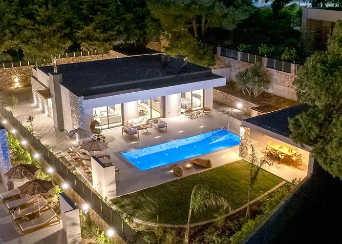 Emerald & Ruby Villa Asgourou