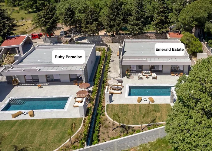 Villa Emerald & Ruby Asgourou