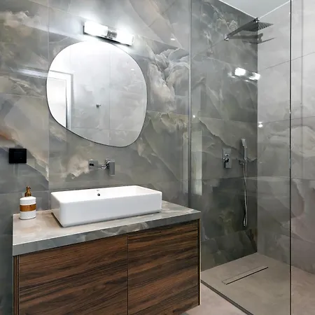 别墅 Emerald Estate *