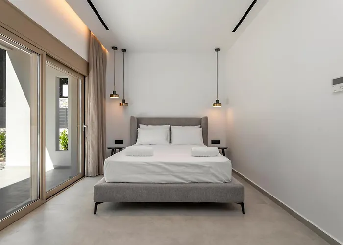 Emerald & Ruby Villas Вилла