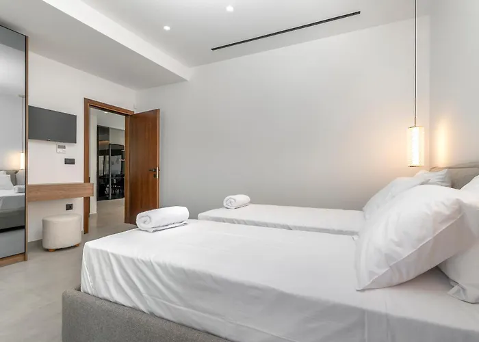 Emerald & Ruby Villas Вилла