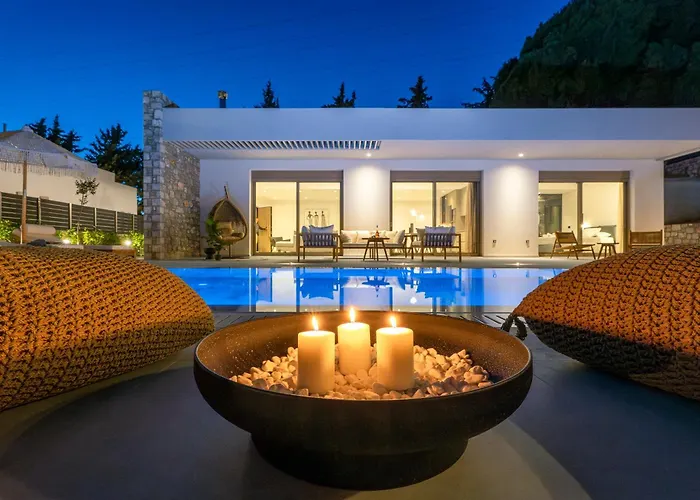 Emerald & Ruby Villas Вилла Асгуру