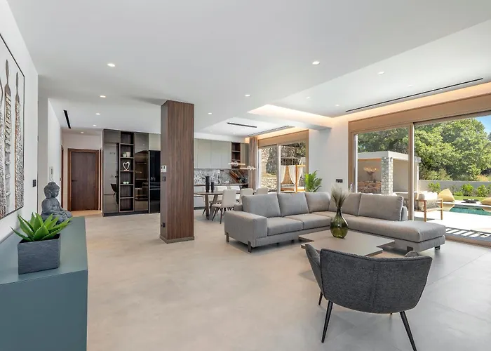 Emerald & Ruby Villas * Асгуру